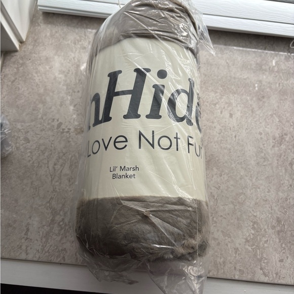 NWT / Unhide / Lil’ Marsh Blanket / Taupe Ducky / Small❤️ - Picture 3 of 6